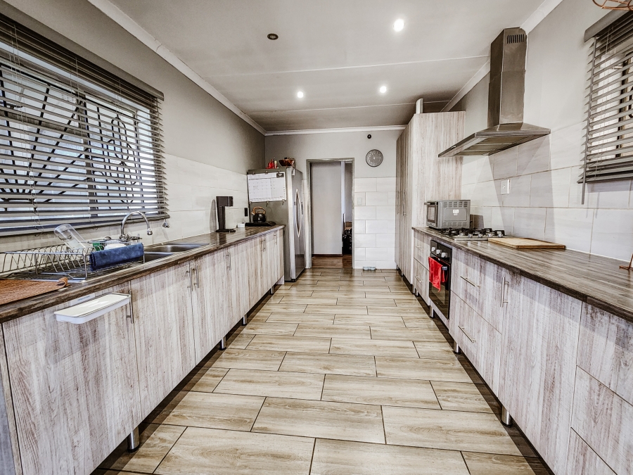 3 Bedroom Property for Sale in Vaalpark Free State